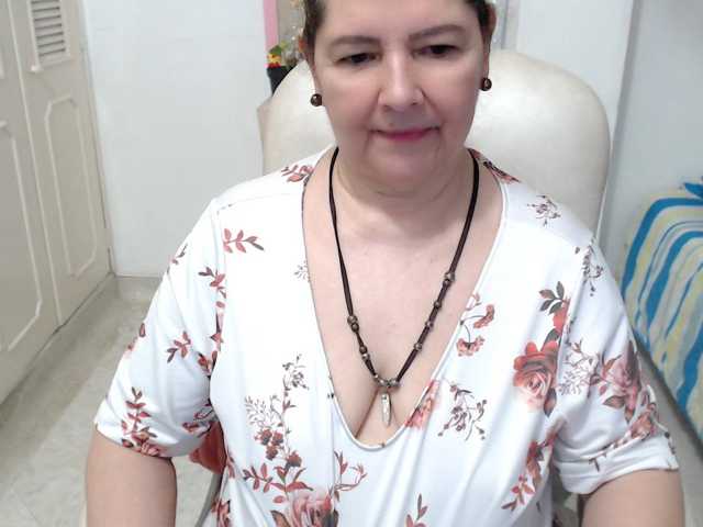 leonela-68
