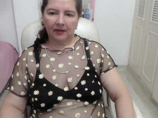 leonela-68
