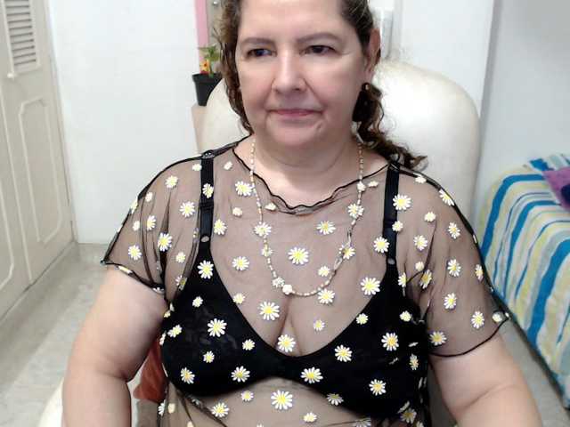leonela-68