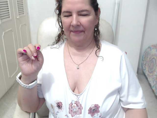 leonela-68