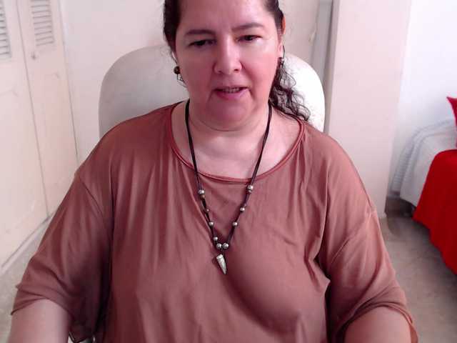 leonela-68