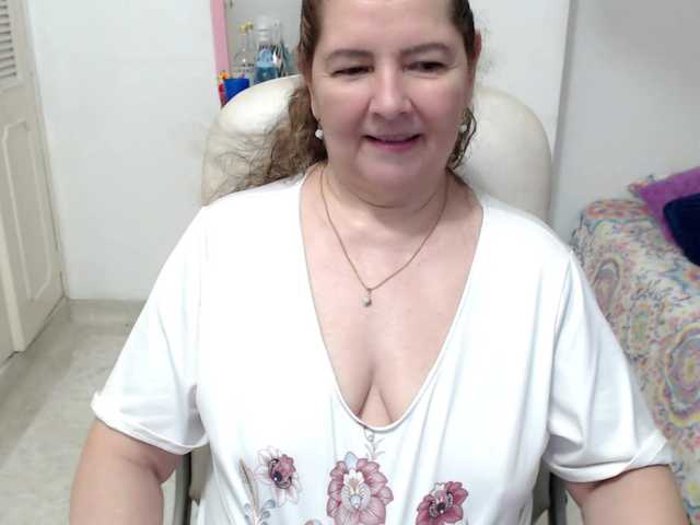 leonela-68