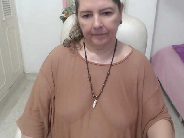 leonela-68