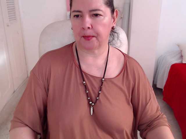 leonela-68