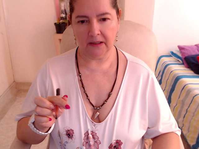 leonela-68