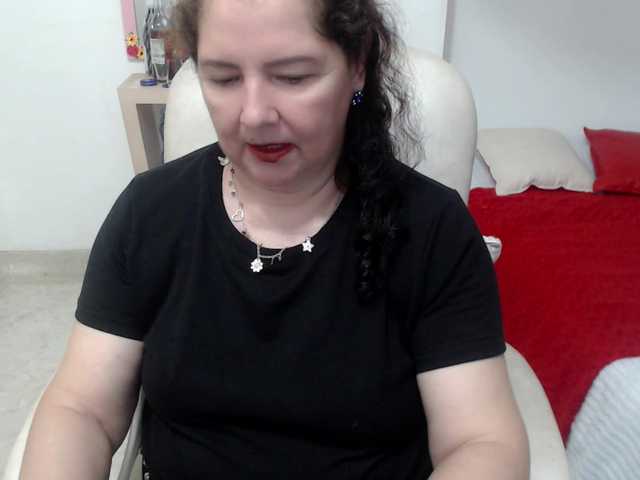 leonela-68