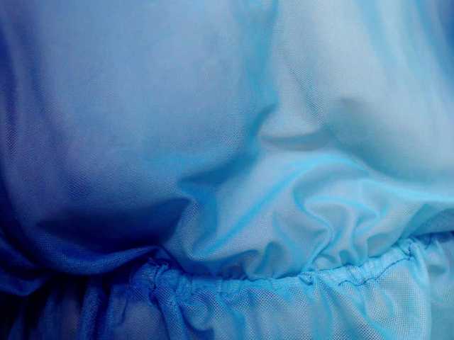 leonela-68 webcam