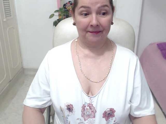 leonela-68