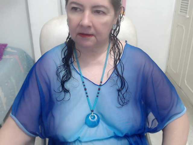leonela-68 live sex