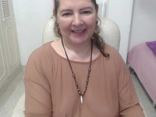 leonela-68