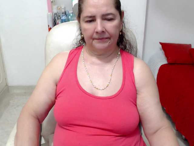 leonela-68