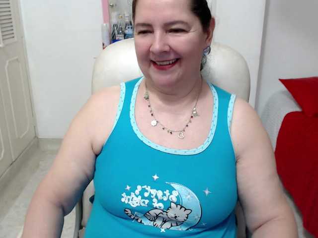 leonela-68