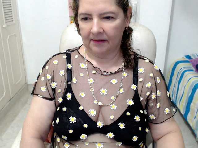 leonela-68