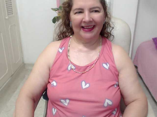 leonela-68 live cam