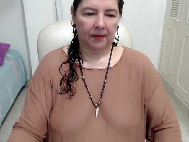 leonela-68