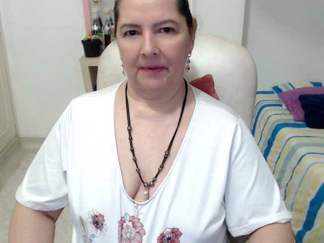 leonela-68