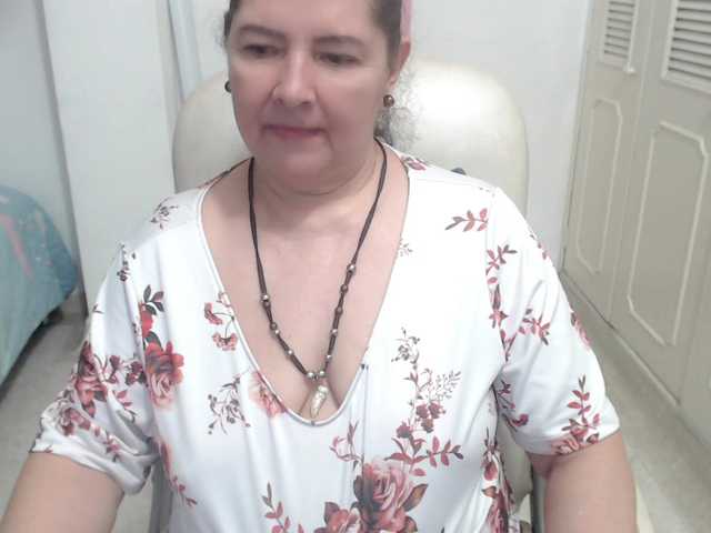 leonela-68