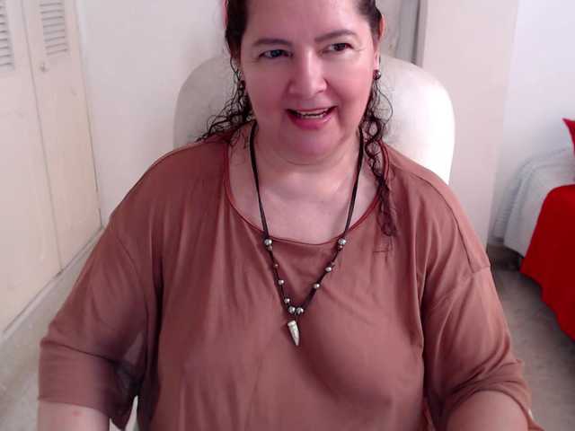 leonela-68