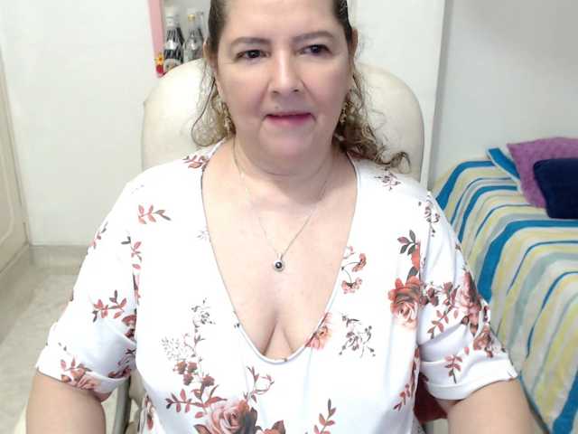 leonela-68