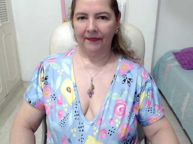 leonela-68