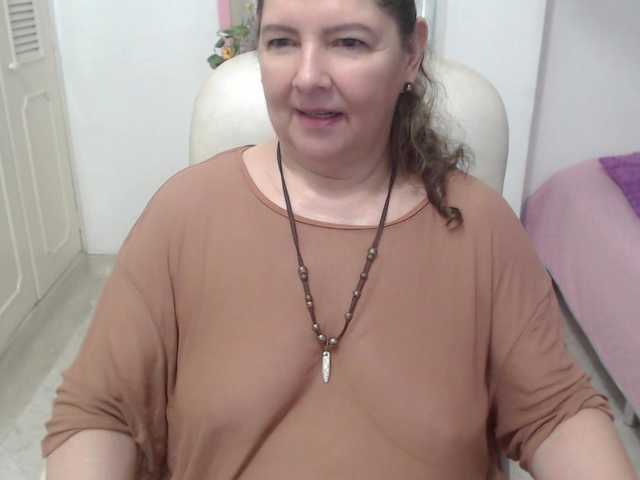 leonela-68