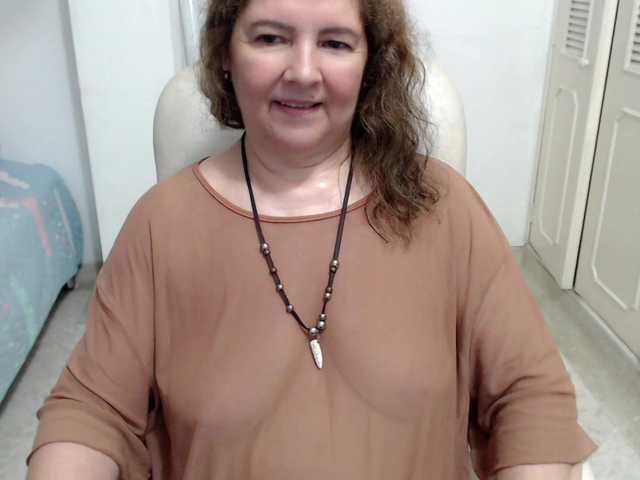 leonela-68 live webcam show