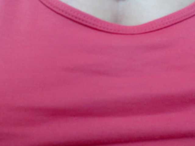 leonela-68 live cam on BongaCams