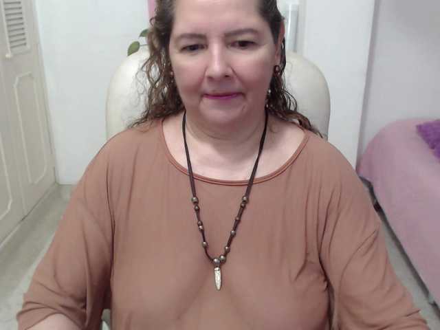 leonela-68