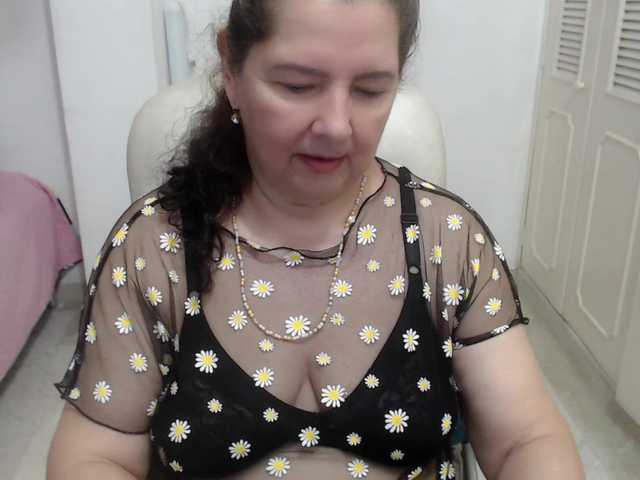 leonela-68