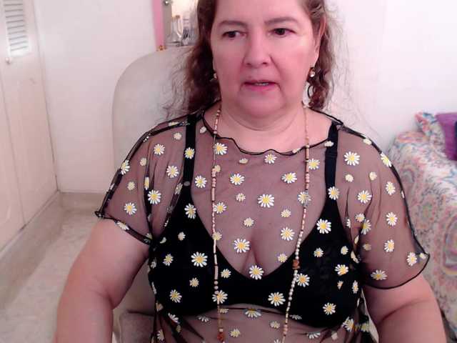 leonela-68