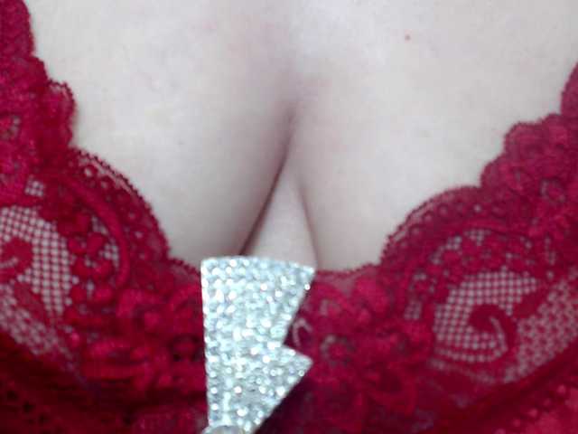 leonela-68