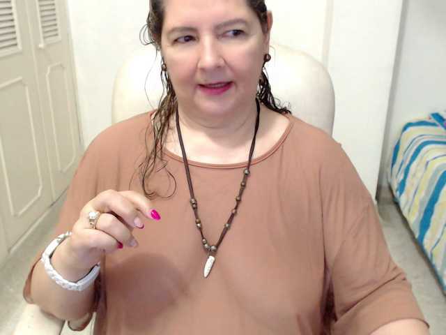 leonela-68