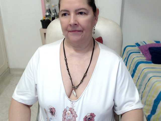 leonela-68