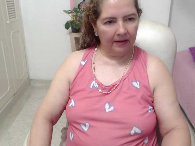 leonela-68 live cam