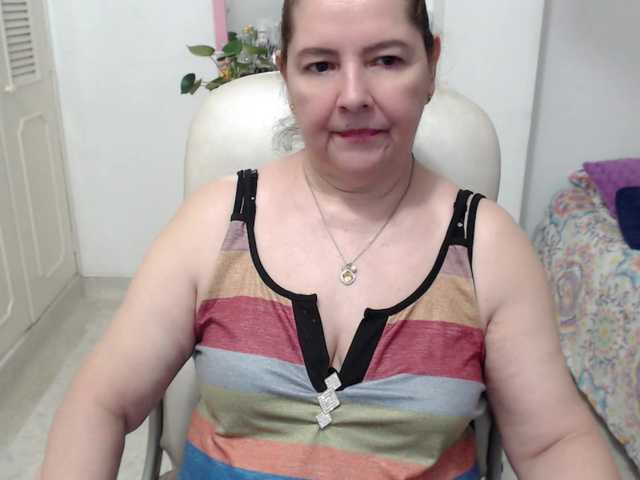 leonela-68