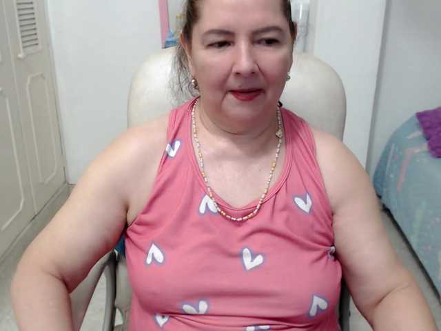 leonela-68 live webcam show