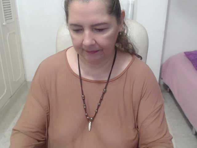 leonela-68