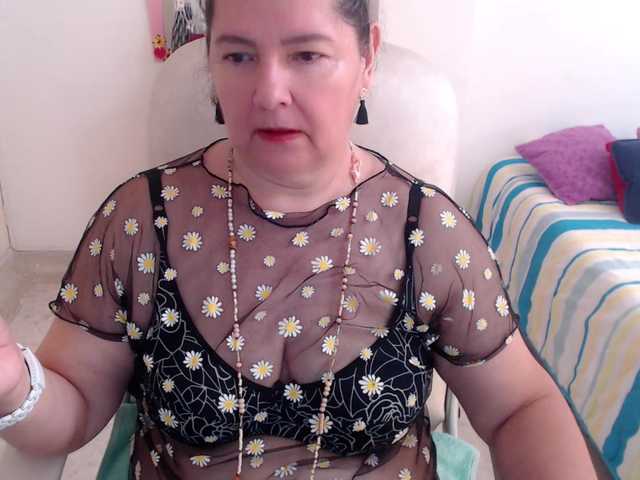leonela-68 webcam bongacams model stream image