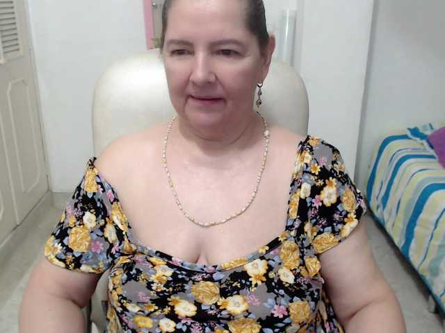 leonela-68