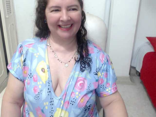 leonela-68 webcam