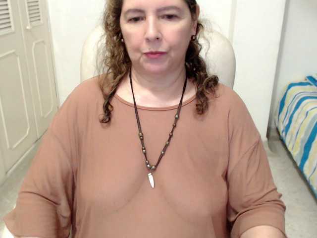 leonela-68