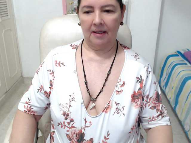 leonela-68