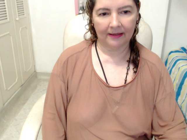 leonela-68