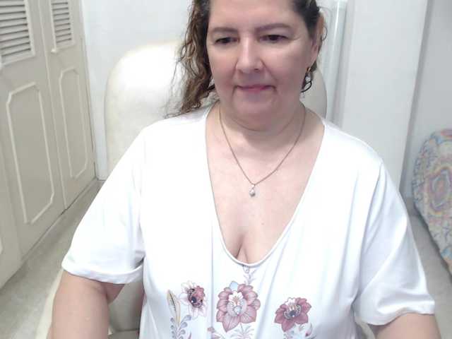 leonela-68