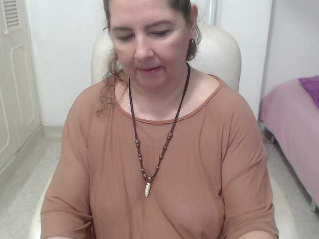 leonela-68