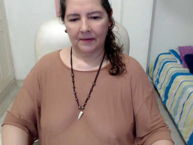 leonela-68