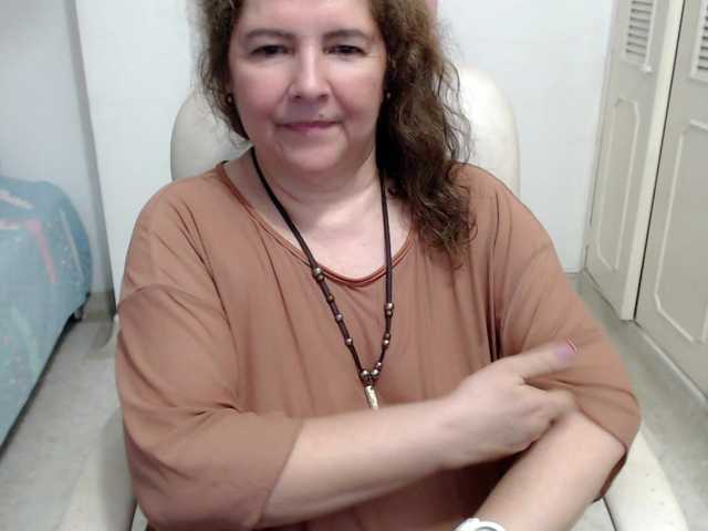 leonela-68