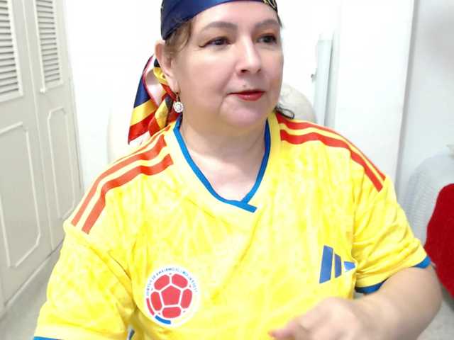 leonela-68