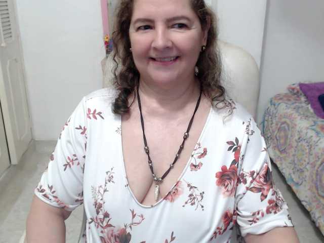 leonela-68