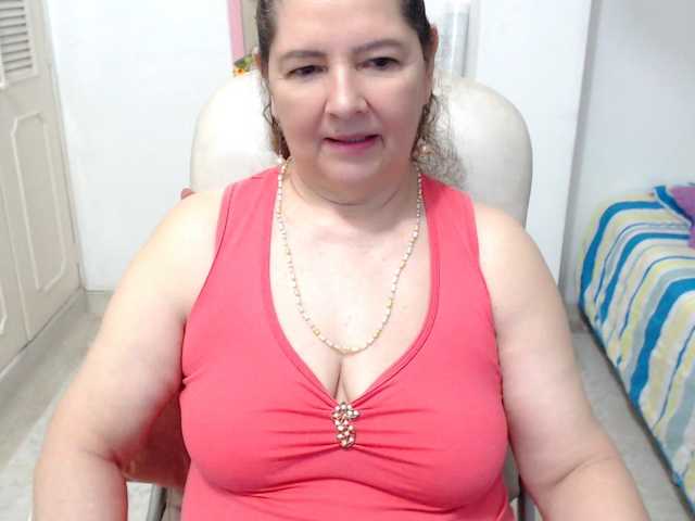 leonela-68 live cam preview